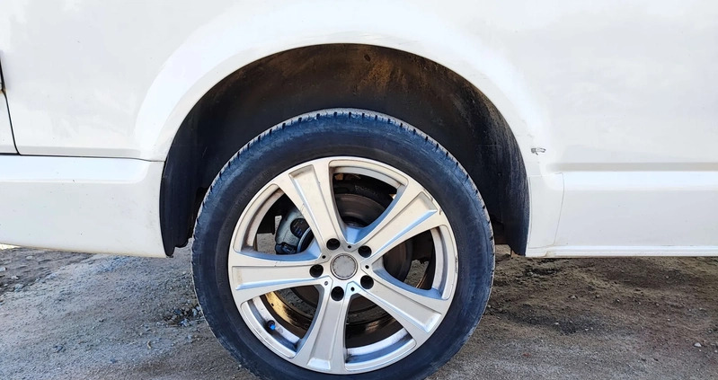 Volkswagen Caravelle cena 31500 przebieg: 352592, rok produkcji 2007 z Ząbki małe 466